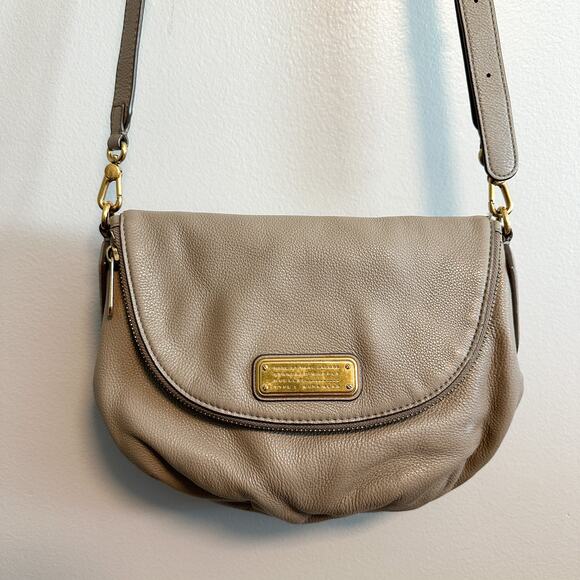 Marc by Marc Jacobs Natasha Leather Crossbody Bag Taupe - Picture 3 of 13
